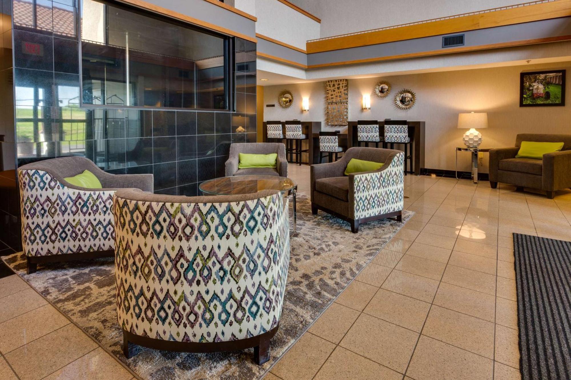 Hotel Drury & Caruthersville Hayti